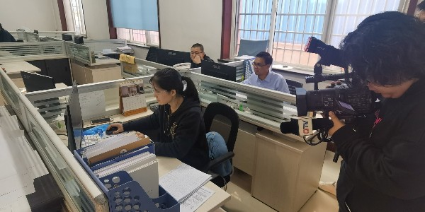 青島電視臺欄目組采訪 “ 青島建華食品機(jī)械制造有限公司”